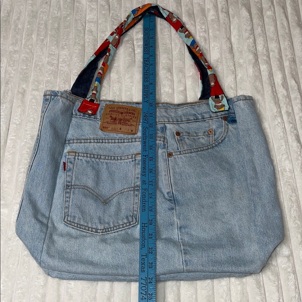 Levis 550 Custom Tote - Picture 7 of 10